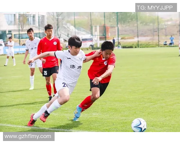 中国球迷心中最受喜爱的足球球星是谁？他们的热爱与支持背后是什么原因