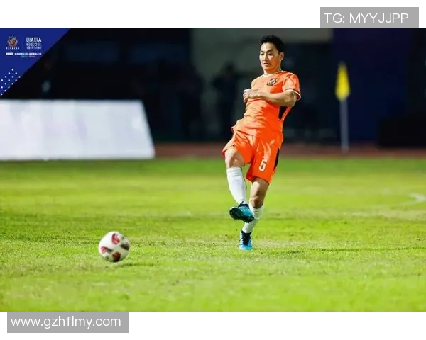 从绿茵场到室内赛场 足球巨星转型踢室内足球的挑战与机遇