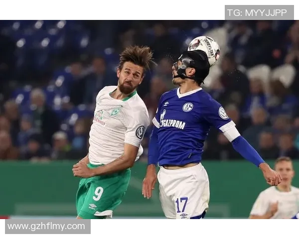 冰岛男足球星的传奇历程与坚韧精神在绿茵场上闪耀辉光 冰岛男足球星的传奇历程与坚韧精神在绿茵场上闪耀辉光