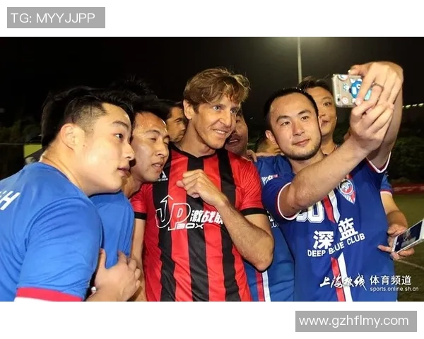 巴西足球球星卡西欧传奇守门生涯与荣耀瞬间回顾