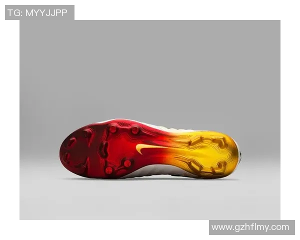 足球鞋背后的传奇故事解析各大球星与专属球鞋的深度关联 足球鞋背后的传奇故事解析各大球星与专属球鞋的深度关联